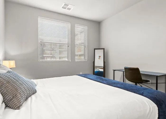 Cozysuites Phx Roro Gym Pool Pets Parking #1 * Phoenix